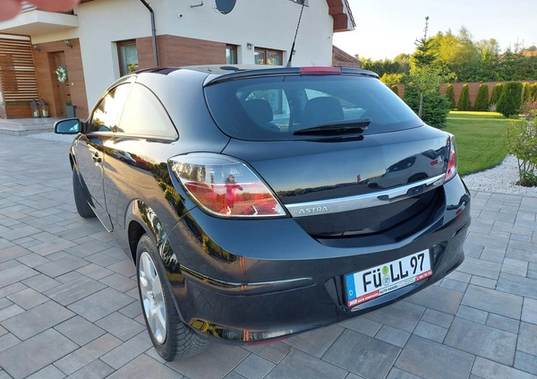 Opel Astra cena 14999 przebieg: 229000, rok produkcji 2009 z Małomice małe 781